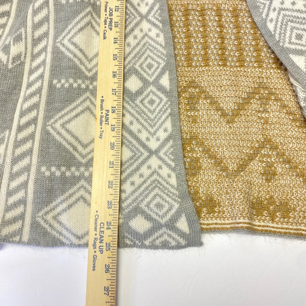 Hippie Rose Cardigan Sweater Womens Small Gray Tan Aztec Western Waterfall Boho - Picture 10 of 11